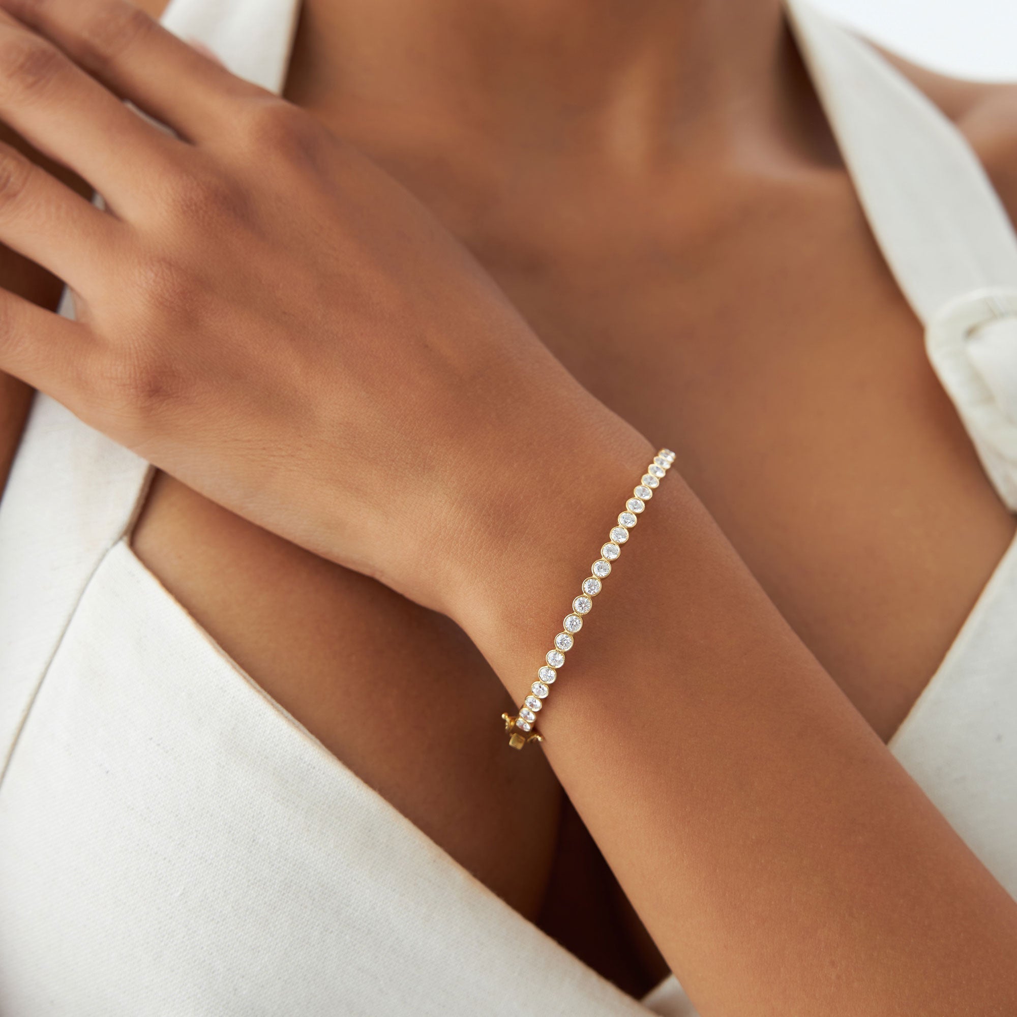 3.7 MM Diamond Bezel Setting Bangle