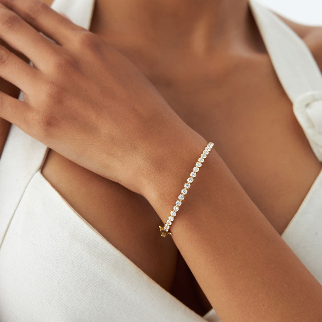 3.7 MM Diamond Bezel Setting Bangle