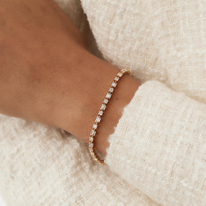 Baguette & Round Diamond Tennis Bracelet