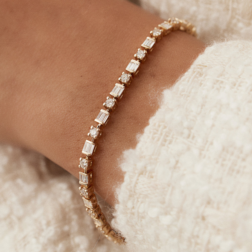 Baguette & Round Diamond Tennis Bracelet