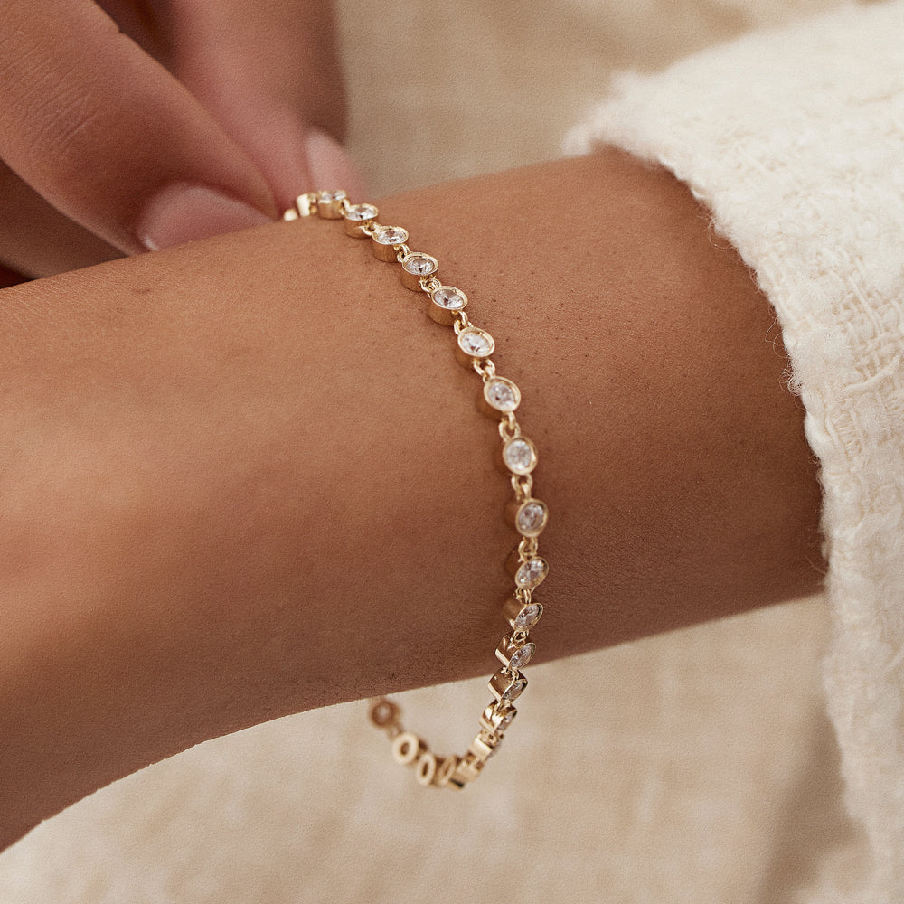 Bezel Set Round Diamond Tennis Bracelet