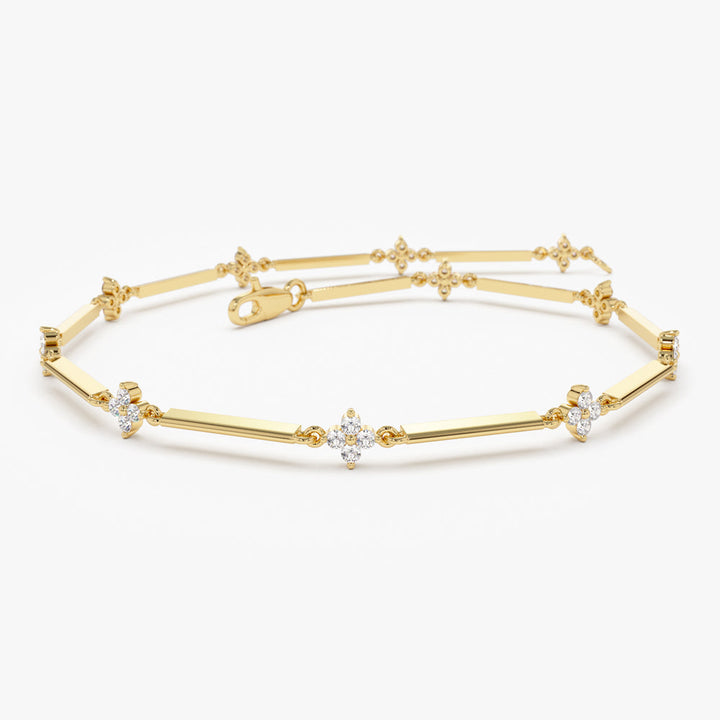 Clover Setting Diamond Bracelet