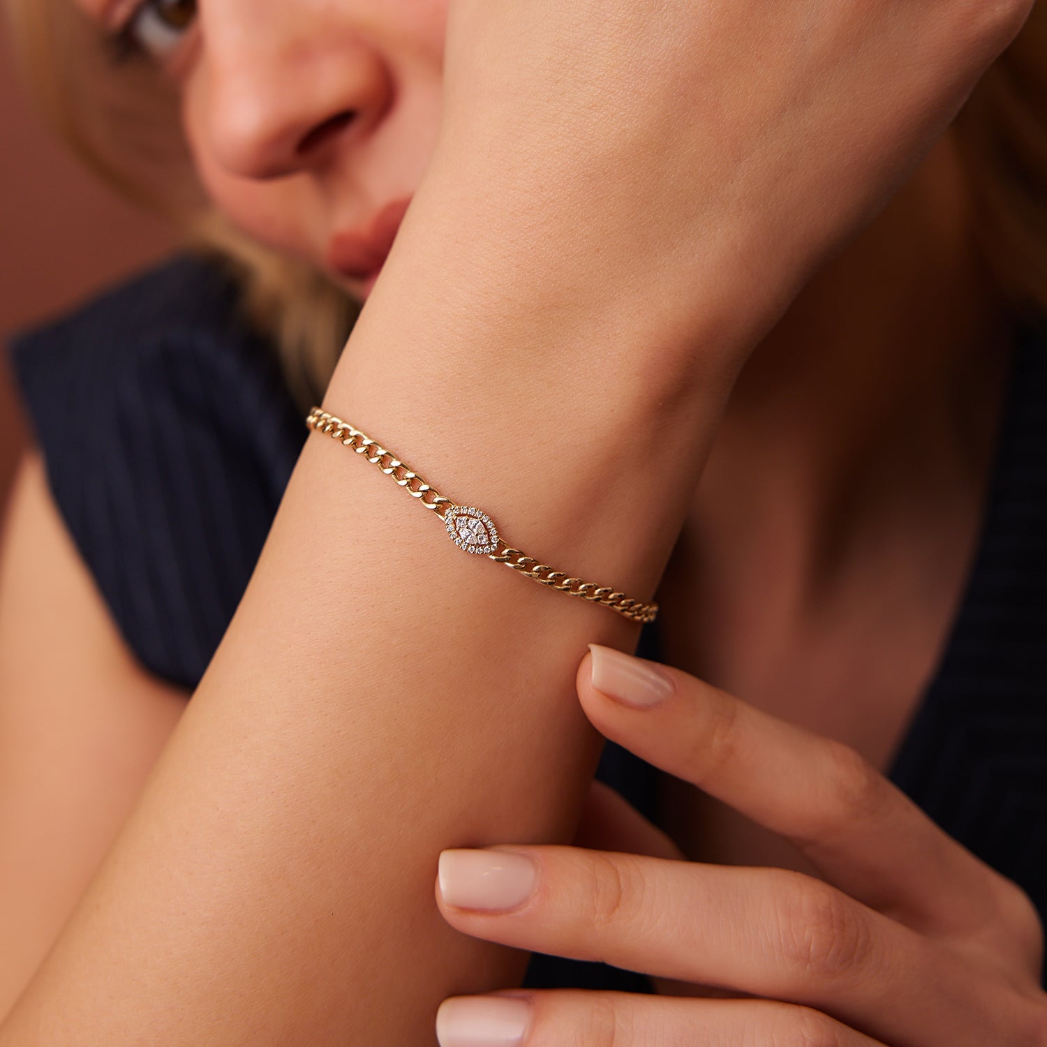 Diamond Illusion Setting Curb Link Bracelet