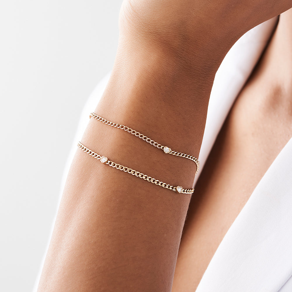 Heart Shaped Round Diamond Curb Chain Bracelet