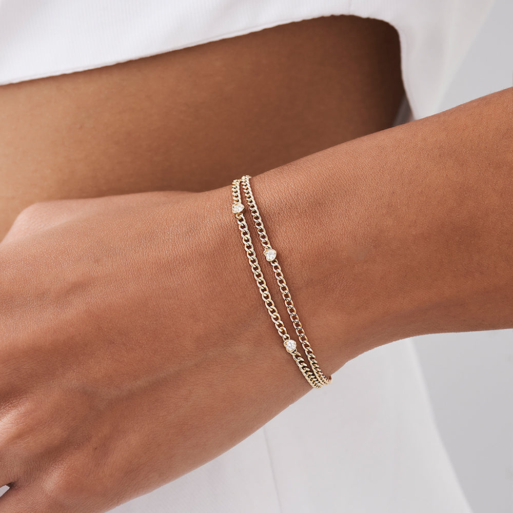 Heart Shaped Round Diamond Curb Chain Bracelet