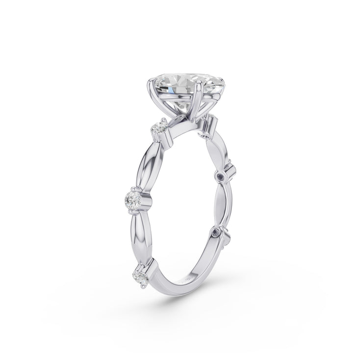 Oval Damond Engagement Ring With Accent Band