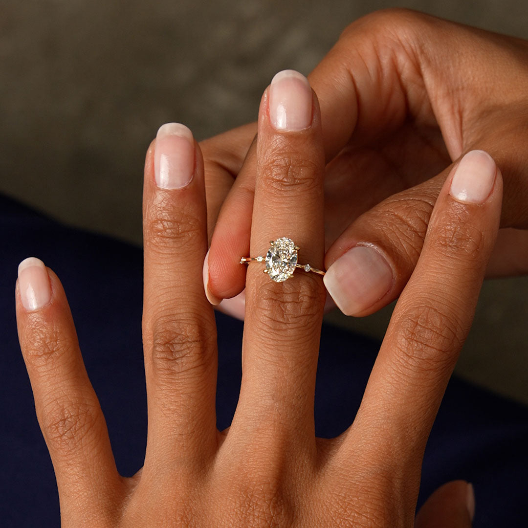 Oval Damond Engagement Ring With Accent Band