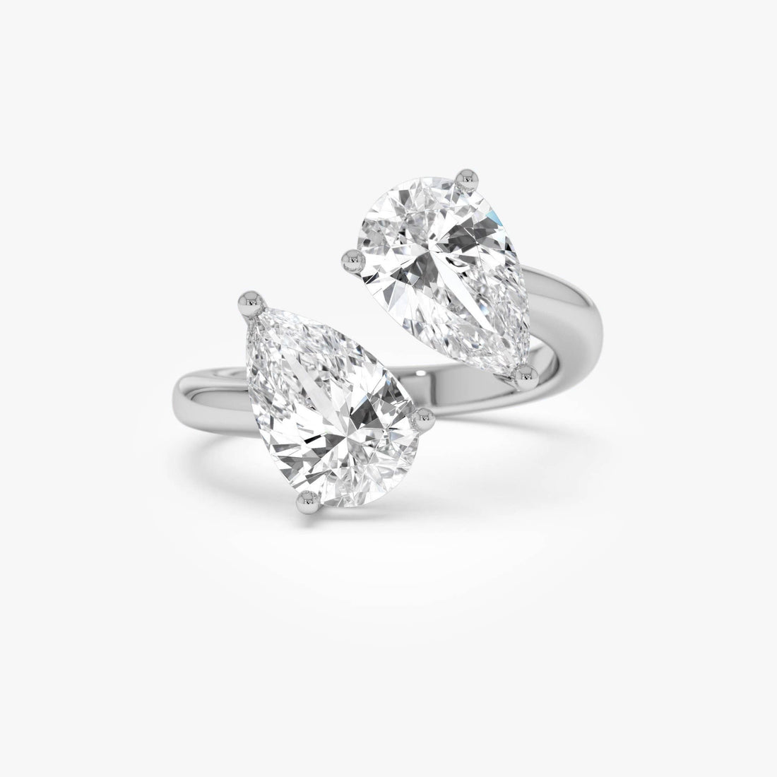 Pear Shaped Lab Grown Diamond Toi et Moi Ring