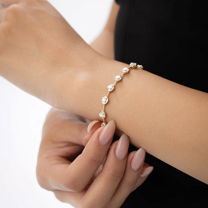 Round Lab Grown Diamond Bar Link Bracelet