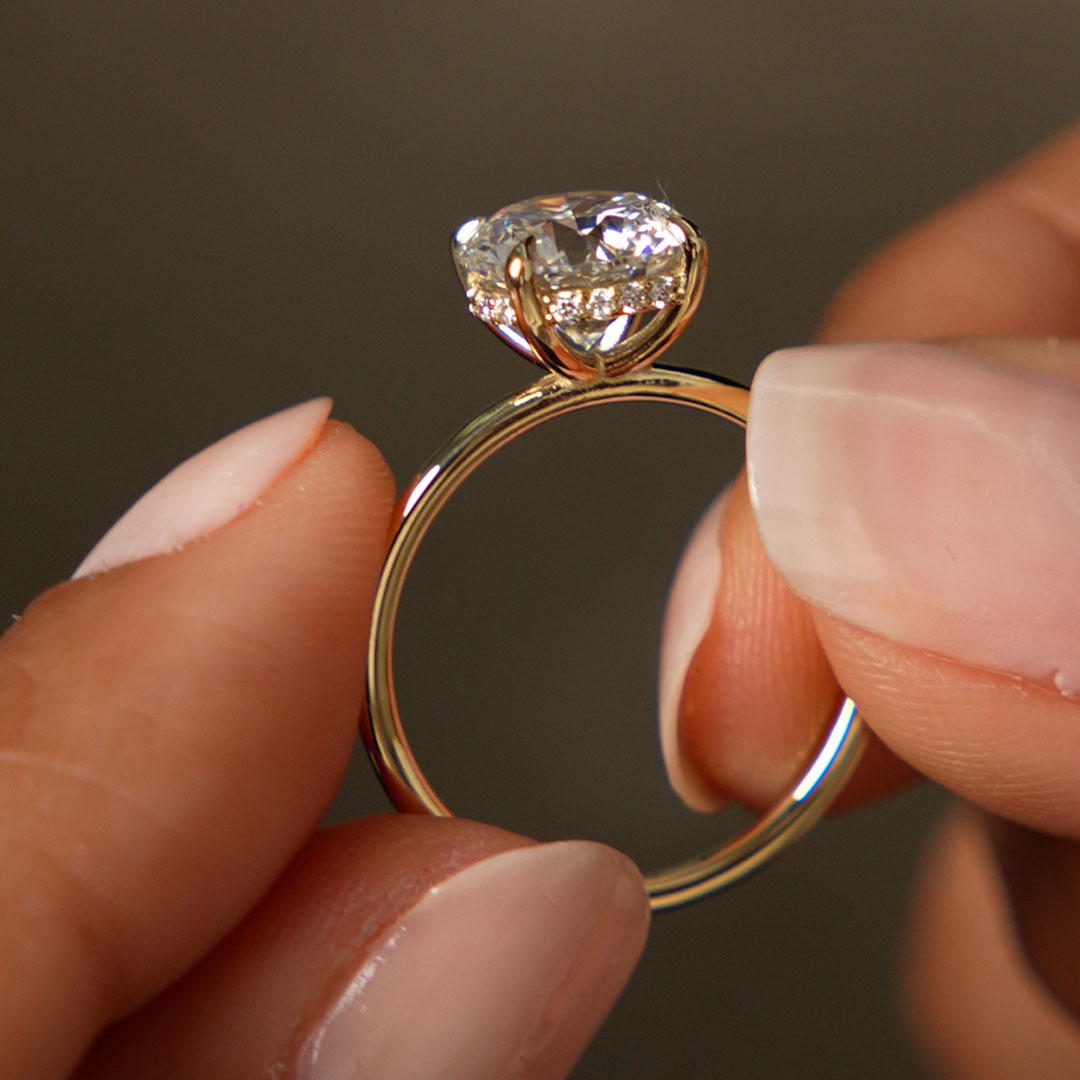 Round Brilliant Lab Grown Diamond Engagement Ring with Hidden Halo