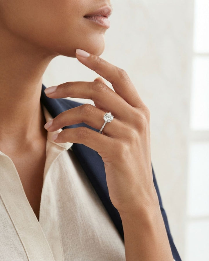 Round Brilliant Lab Grown Diamond Pavé Setting with Hidden Halo