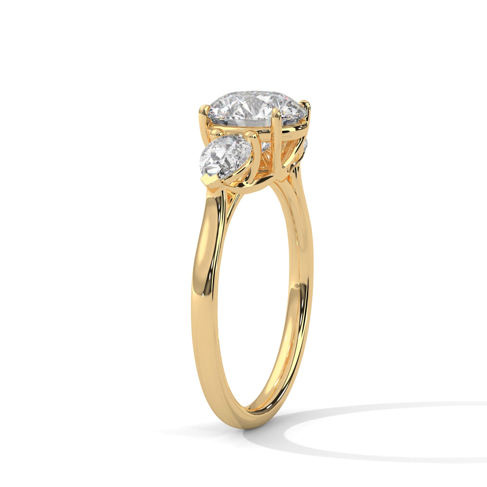 Engagement solitaire ring