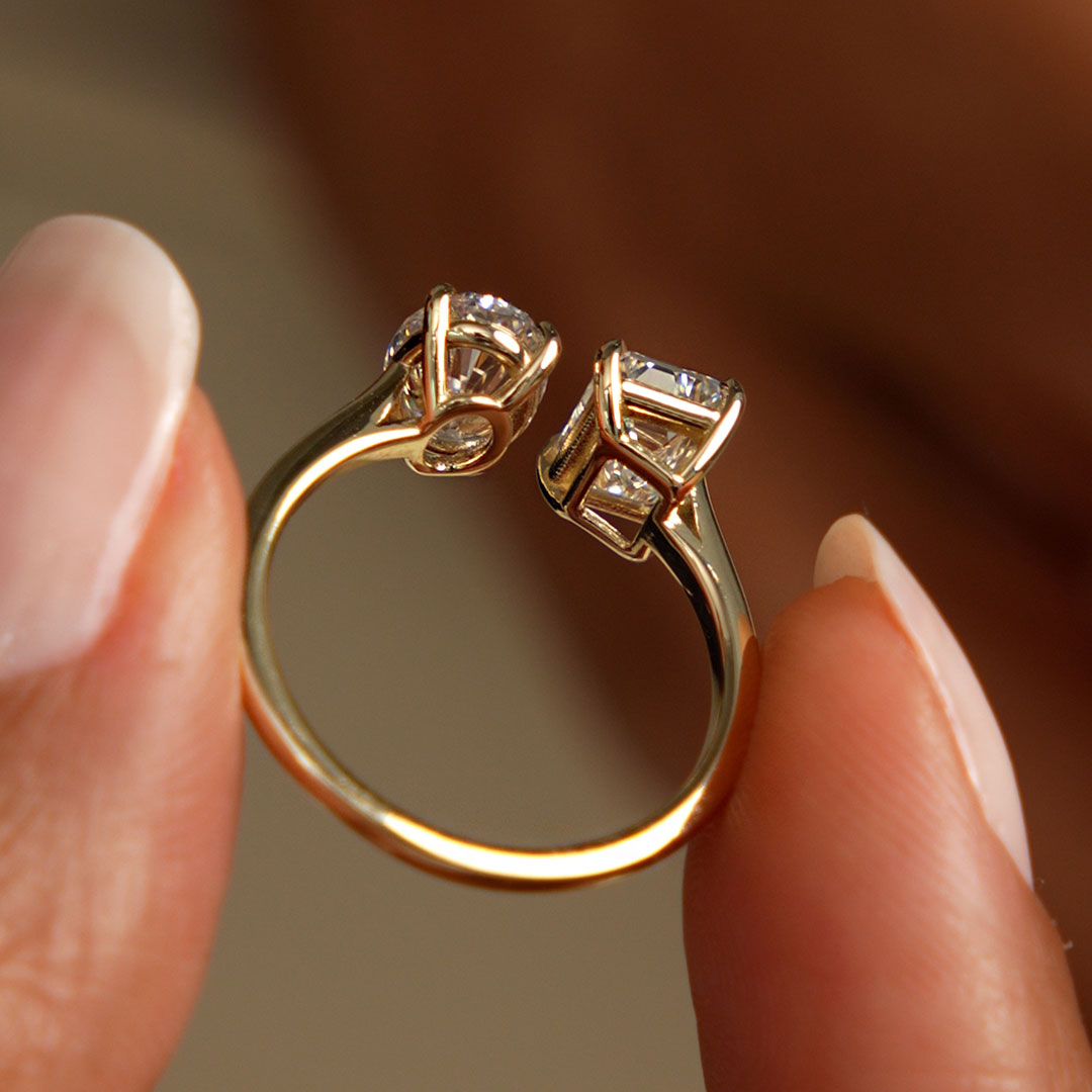 Toi et Moi Emerald Oval Cut Lab Grown Diamond Ring