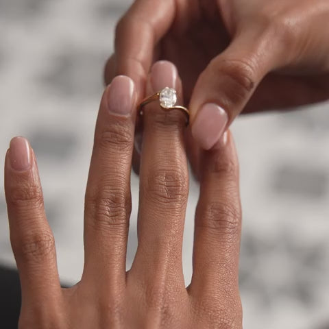 Oval Lab Diamond S Setting Engagement Ring