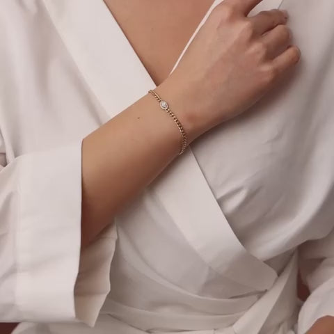 Diamond Illusion Setting Curb Link Bracelet